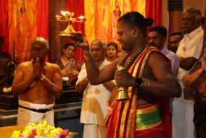 Alcuni momenti del rituale di Thaipusan (foto di Eleonora Sancisi).